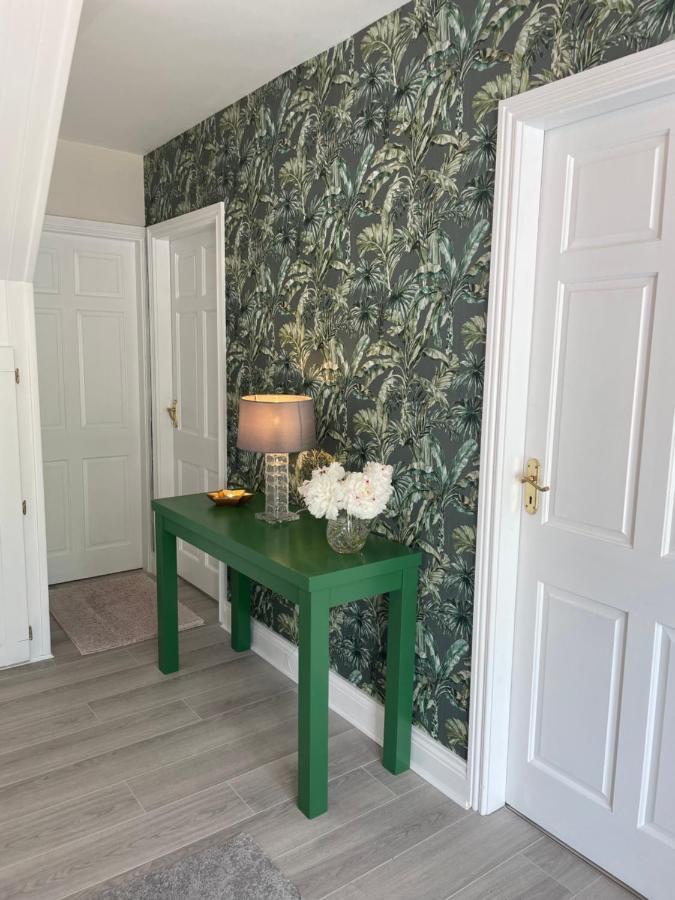 Luxury Apartment, Bed And Breakfast Galway Eksteriør bilde