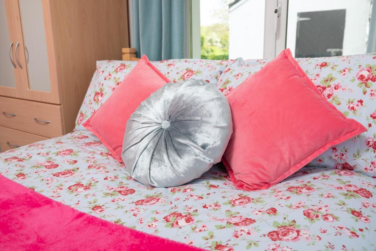 Luxury Apartment, Bed And Breakfast Galway Eksteriør bilde